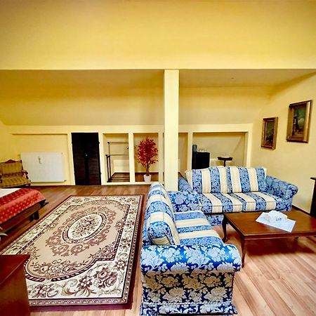 Casa Republicii Ξενοδοχείο Μπρασόβ Εξωτερικό φωτογραφία